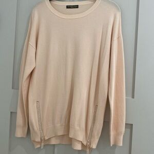 Sweater top for women